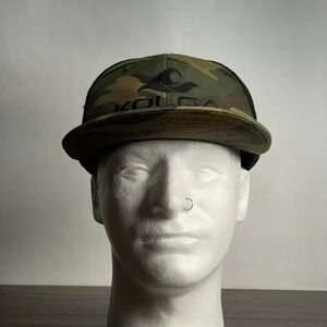 KOLOA Surf Co Snapback Trucker Hat Woodland Camo Mesh Y2K Hawaii Skate
